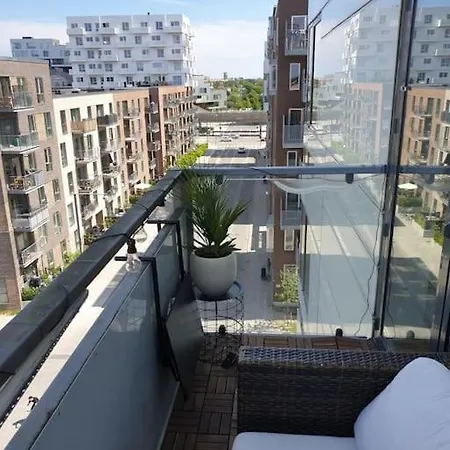 Quiet 3br 15min From Metro/city Apartment *